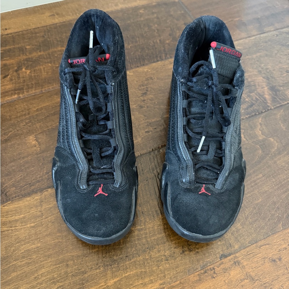 Jordan Men's Black and Red Sneakers Retro 14 Bred